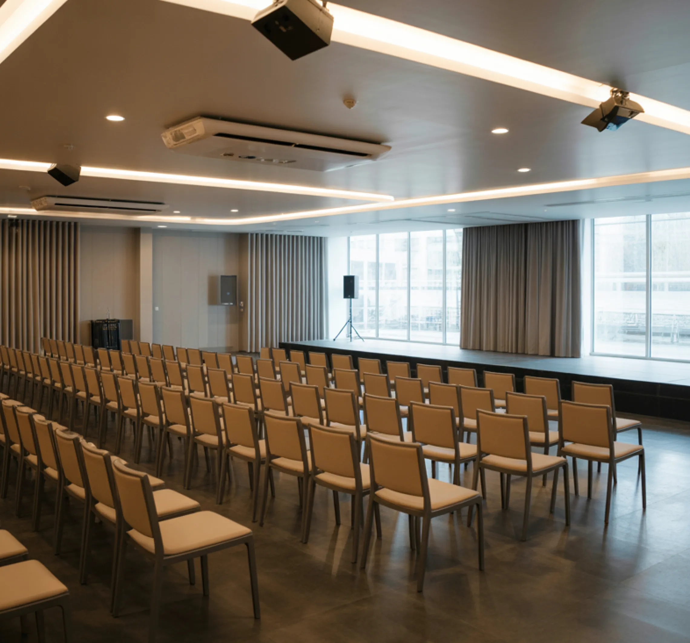 Training & Banquet Hall